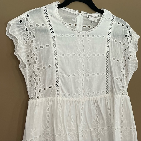 - Loveriche White Eyelet Lined Mini Dress - Picture 2 of 10